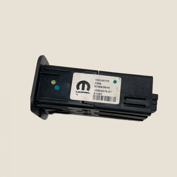 Entrada Usb Fiat Strada Freedom 1.4 Evo 2020 (59)