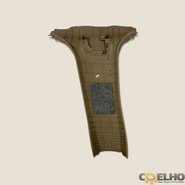 Acabamento Direito Coluna T Captiva Sport 09/10 (1895)