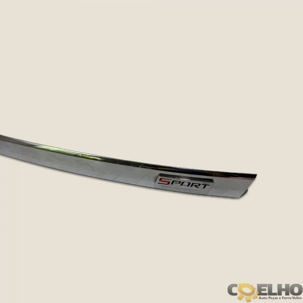 Friso Cromado Tampa Traseira Captiva 3.6 09/10 (1870)