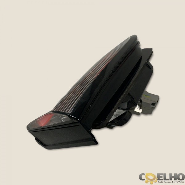 Lanterna Tras. Dir. Tampa Jeep Compass Trailhawk 2017 (2501) Direito Vermelho