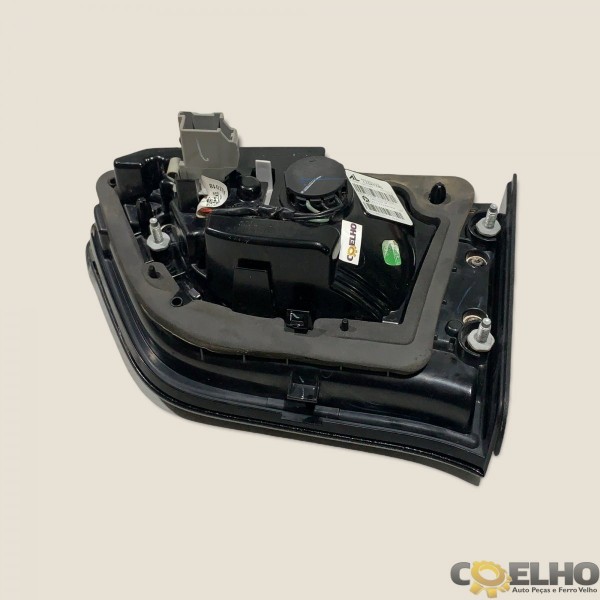 Lanterna Tras. Esq. Tampa Jeep Compass Trailhawk 2017 (2502) Esquerdo Vermelho