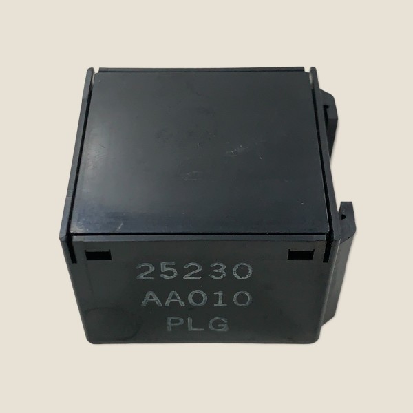 Relé Trava Portas Nissan Kicks Sl 2019 (218)