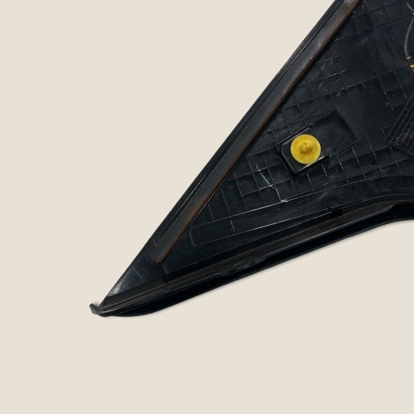 Acabamento Coluna Tras. Dir. Nissan Kicks Sl 2019 (261)