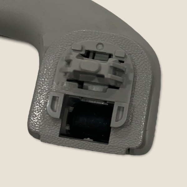 Alça De Teto Puta Merda Nissan Kicks Sl 2019 (264) Bege