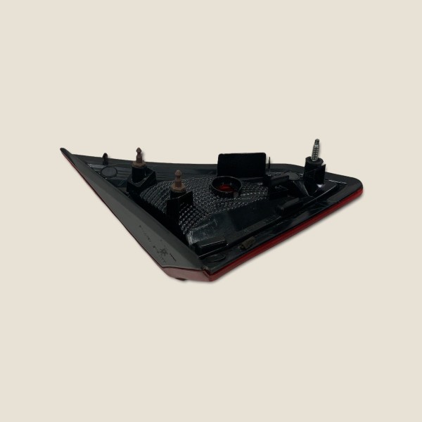 Lanterna Traseira Direita Tampa Nissan Kicks Sl 2019 (274) Direito Vermelho