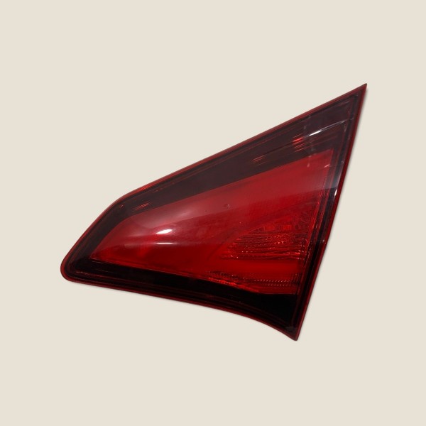 Lanterna Traseira Direita Tampa Nissan Kicks Sl 2019 (274) Direito Vermelho