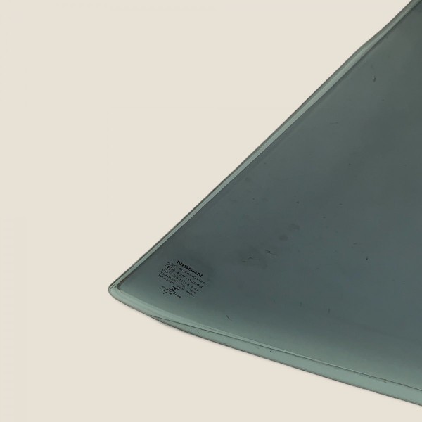 Vidro Vigia Traseiro Direito Nissan Kicks Sl 2019 (327)