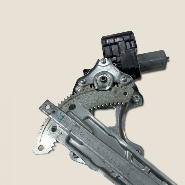 Máquina Vidro Dianteira Esquerda Nissan Kicks Sl 2019 (317)