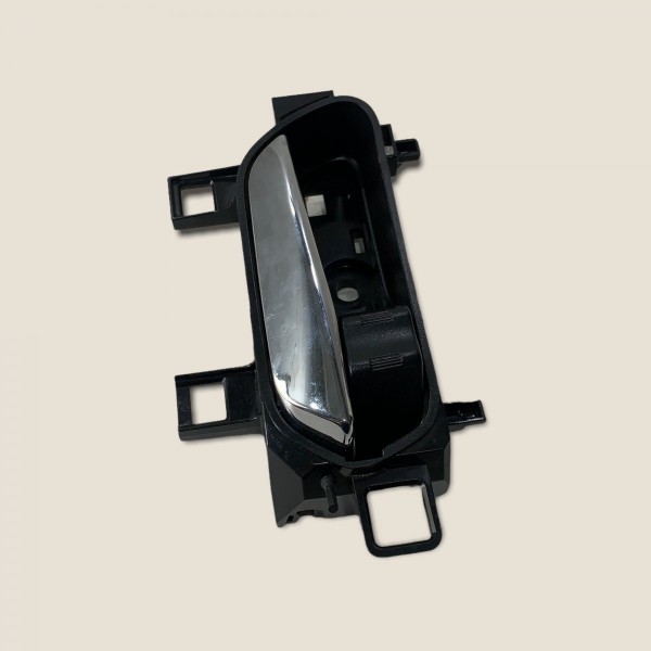 Maçaneta Interna Porta Tras. Dir. Nissan Kicks Sl 019 (348)