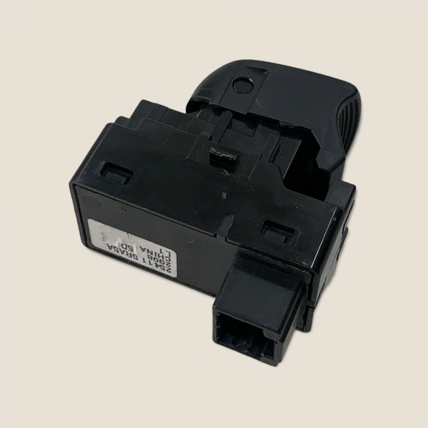 Comando Vidro Porta Tras. Dir. Nissan Kicks Sl 2019 (344)