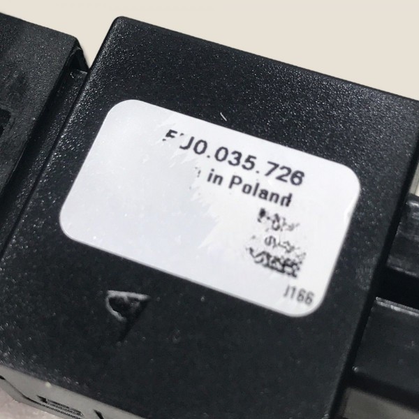 Entrada Usb Saveiro Robust 2020 (427)