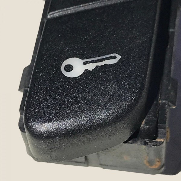 Comando Botão Trava Portas Amarok 2015 (541)