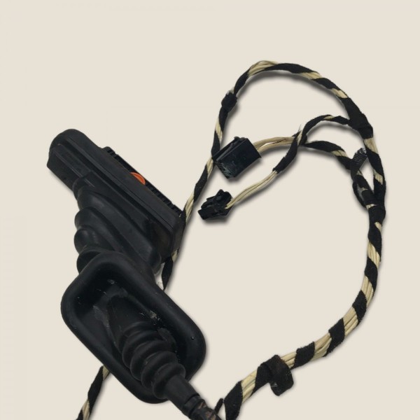 Chicote Porta Traseira Esquerda Amarok Biturbo 2015 (546)