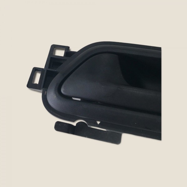 Maçaneta Interna Porta Traseira Esquerda Amarok 2015 (553) Preto