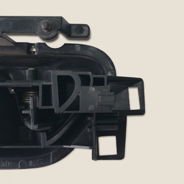 Maçaneta Interna Porta Traseira Direita Amarok 2015 (554) Preto