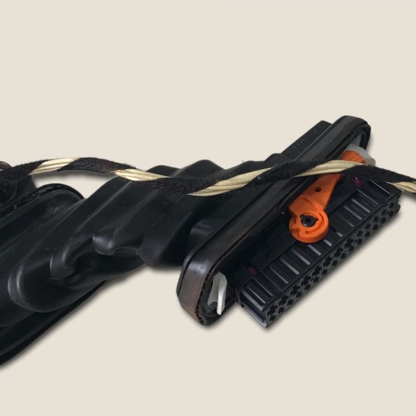 Chicote Porta Traseira Direita Amarok Biturbo 2015 (567)