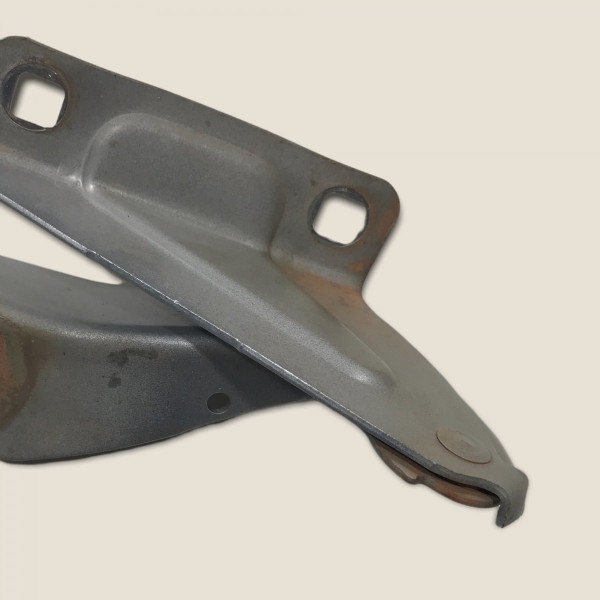 Dobradiça Direita Capô Diant. 2h0823302a Amarok 2015 (673)