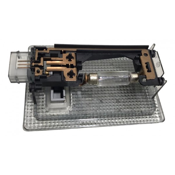 Luz De Teto Cortesia Gm Spin/cobalt/prisma 2013/18 8463300