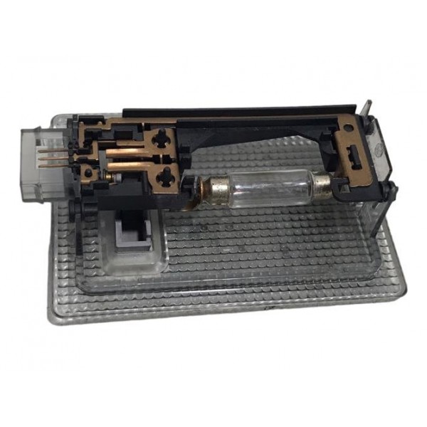 Luz De Teto Cortesia Gm Spin/cobalt/prisma 2013/18 8463300