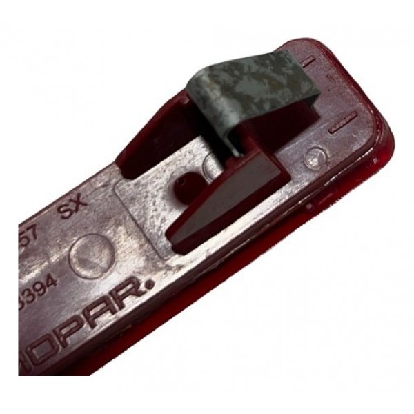 Refletor Traseiro Esquerdo Fiat Strada Freedom 1.3 2021