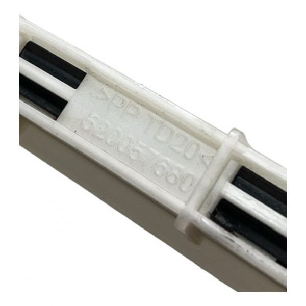 Guia Vidro Dianteiro Direito Fiat Strada Freedom 1.3 2021