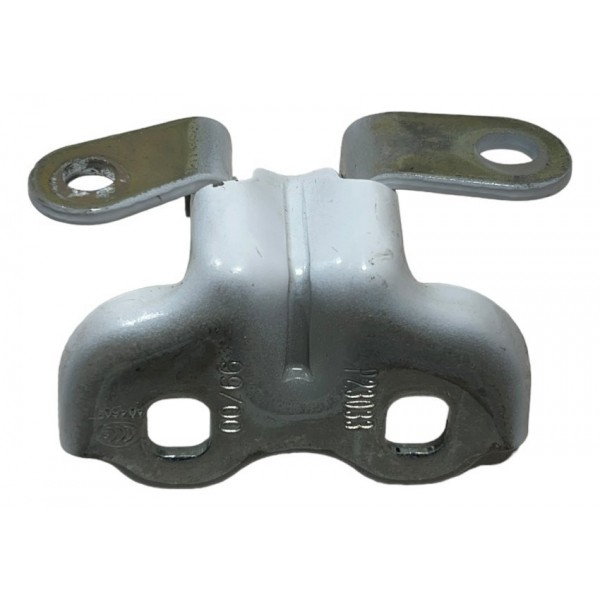 Dobradiça Traseira Esquerda Inferior Tracker Rs 1.2t 23/24