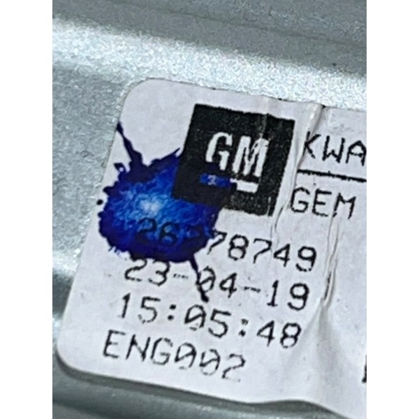 Máquina De Vidro Traseira Esquerda Tracker Rs 1.2t 23/24