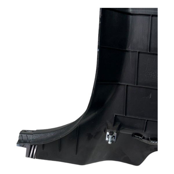 Acabamento Coluna Central Direita Tracker Rs 1.2t 23/24