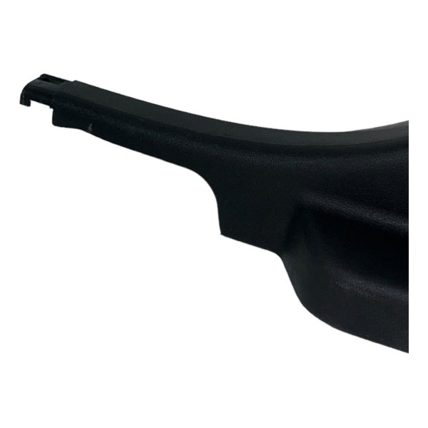 Acabamento Coluna Central Direita Tracker Rs 1.2t 23/24