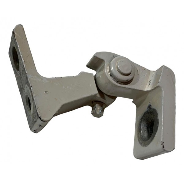 Dobradiça Inferior Dianteira Direita Volkswagen Saveiro 2021