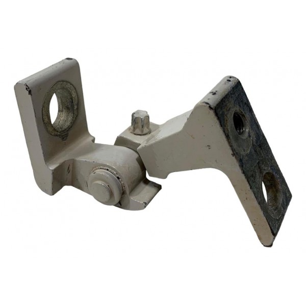 Dobradiça Inferior Dianteira Direita Volkswagen Saveiro 2021