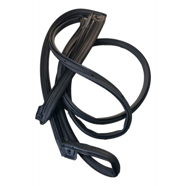 Guarnição Porta Traseira Direita Tracker Rs 2023/2024