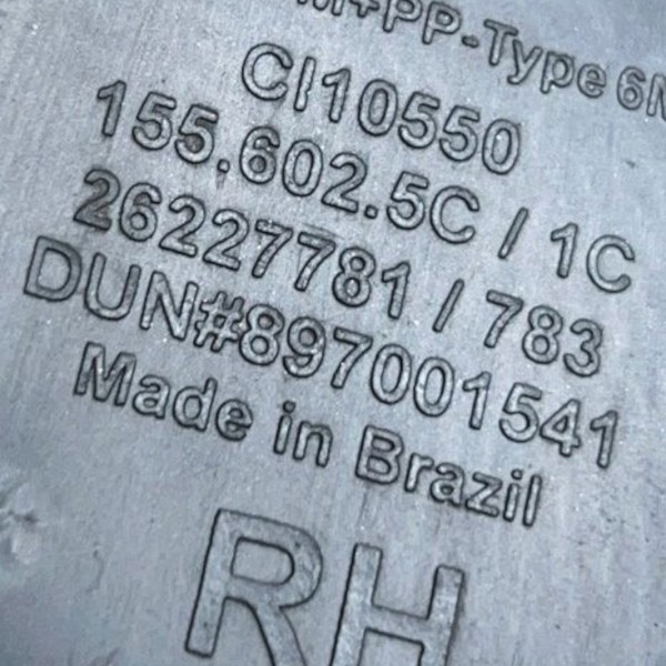 Borracha Traseira Direita Rack Tracker Rs 1.2t 2023/2024