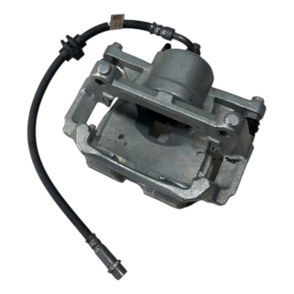 Pinça Dianteira Esquerda Tracker Rs 1.2t 2023/2024