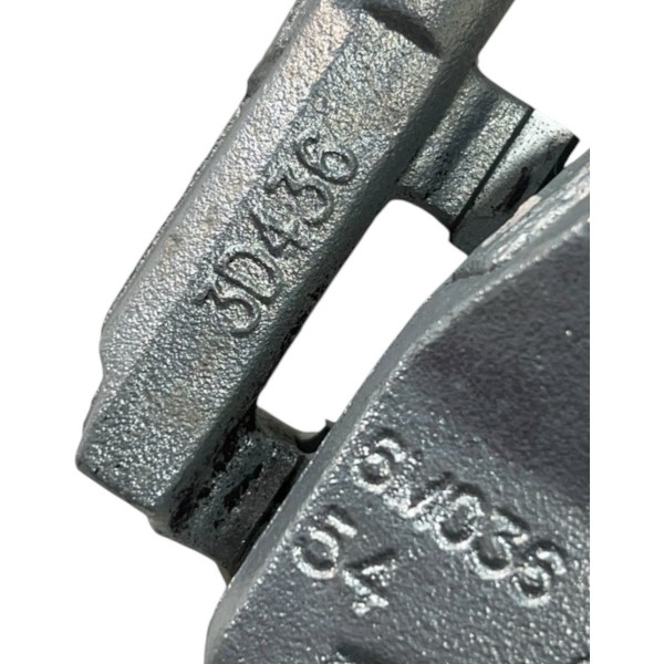 Pinça Dianteira Esquerda Tracker Rs 1.2t 2023/2024