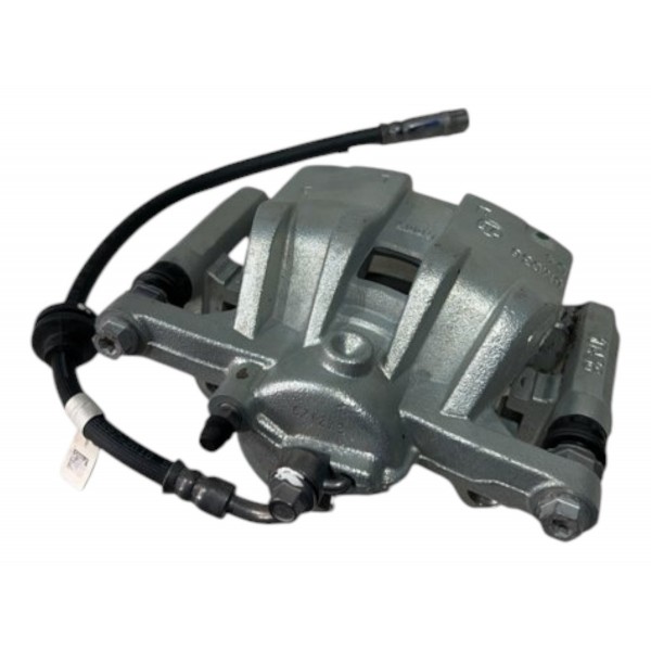 Pinça Dianteira Esquerda Tracker Rs 1.2t 2023/2024