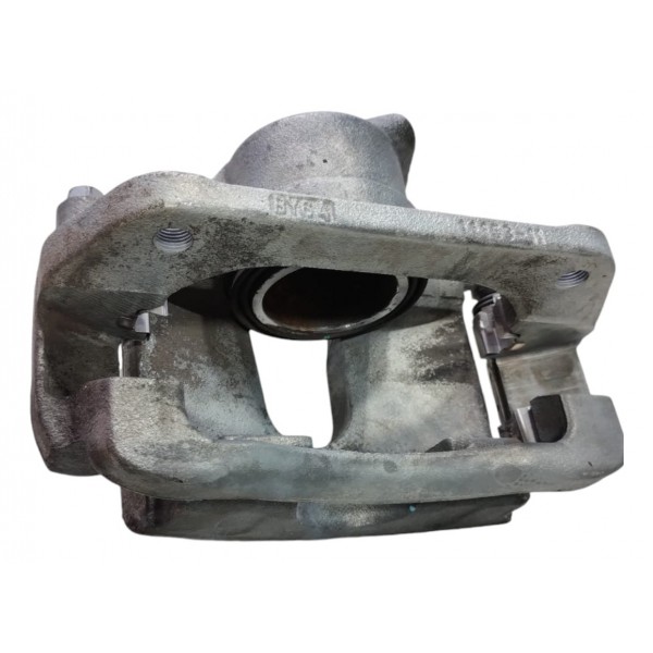 Pinça Dianteira Direita Chery Tiggo 8 2021 2022