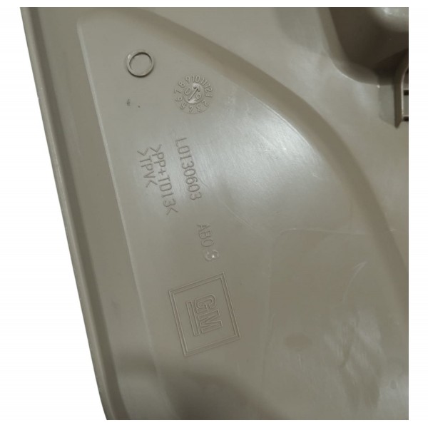 Acabamento Lateral Banco Diant. Dir Captiva L0130603