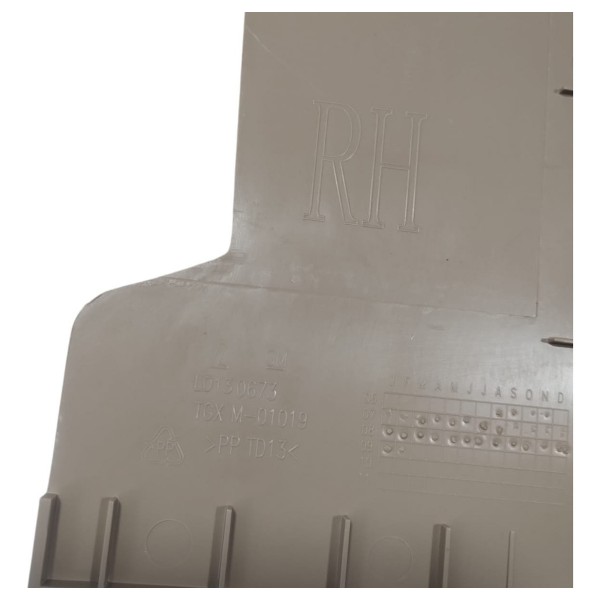 Acabamento Banco Direito Captiva Original L0130673