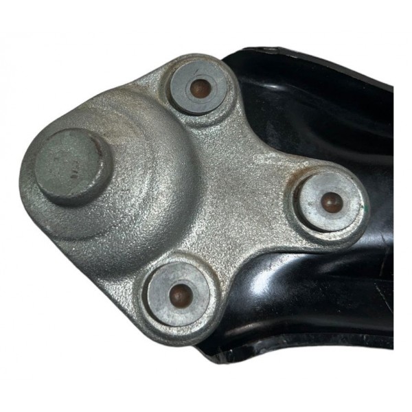 Bandeja Dianteira Esquerda Tracker Rs 1.2t 2023/2024