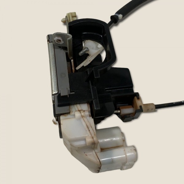 Fechadura Elétrica Dianteira Direita Fiat Strada 2020(88) Aa