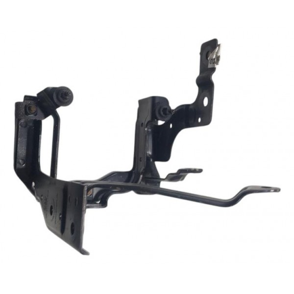 Suporte Bomba Direção Eletro-hidráulica Volvo C30 08-11