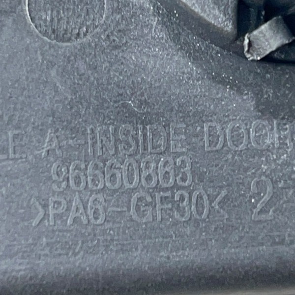 Maçaneta Interna Traseira Esquerda Captiva 2011 Original