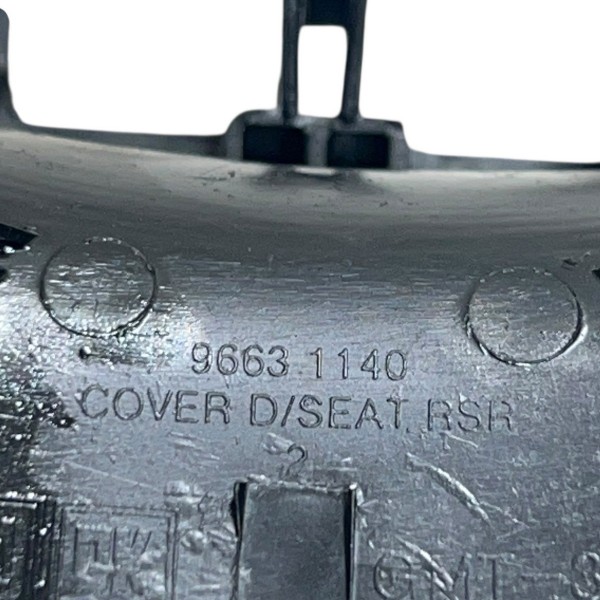 Acabamento Trilho Banco Dianteiro Captiva Sport 2011 D