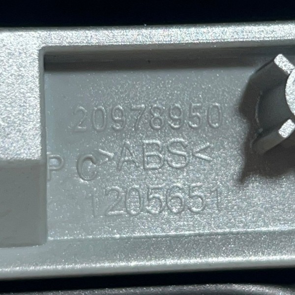 Moldura Console Central Captiva Sport 2011