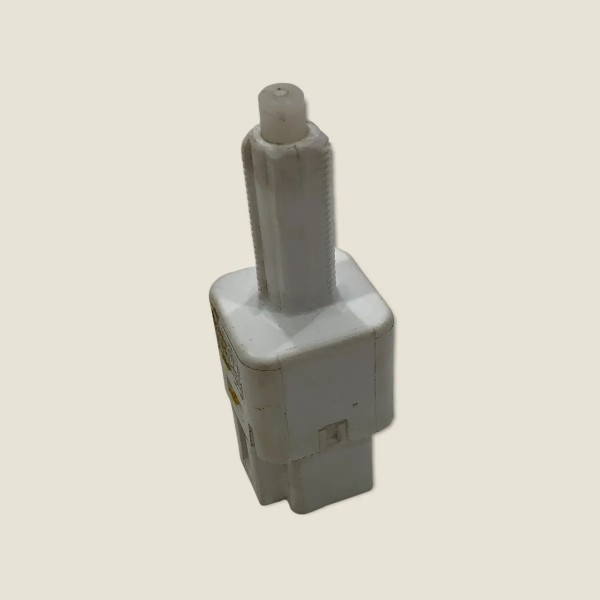 Interruptor Pedal Freio Nissan Kicks Sl 2019 (242)